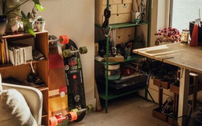 The Clutter Queen by Jasmine M